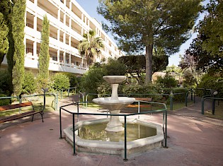 Salle de bain chambre EHPAD les Cannes Blanches